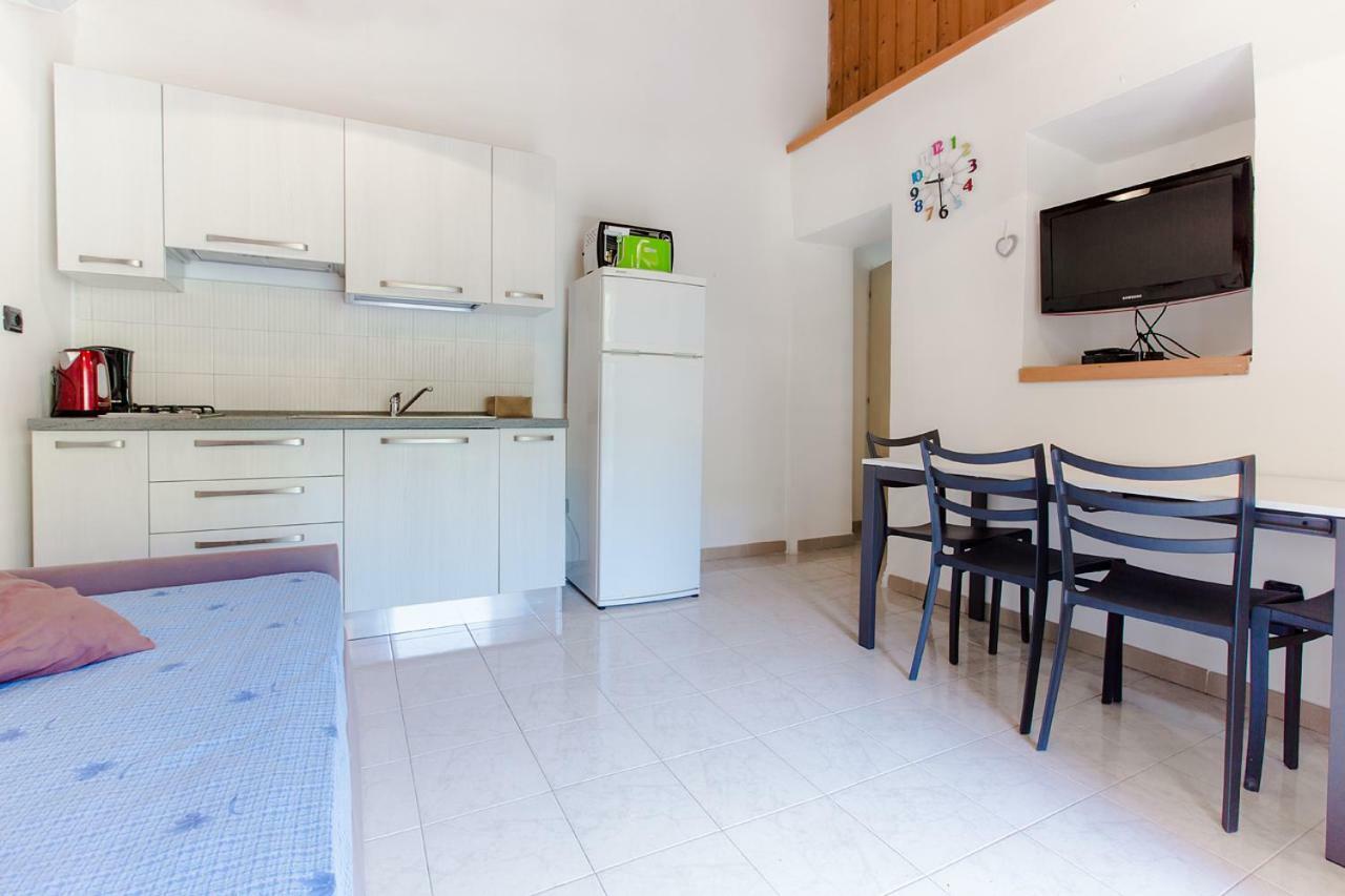 Apartments Suster Torbole Sul Garda Zewnętrze zdjęcie